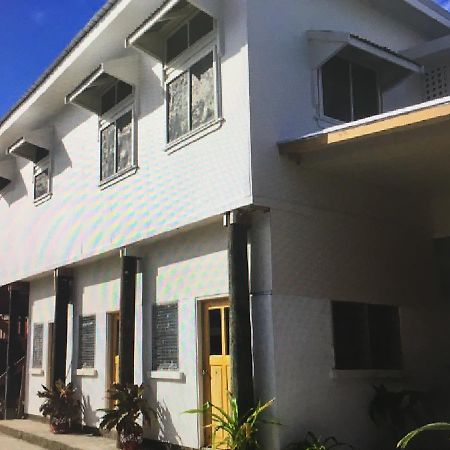 The Village Backpackers Nuku'alofa Bagian luar foto
